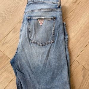 Woman’s Guess High Rise Straight Jeans